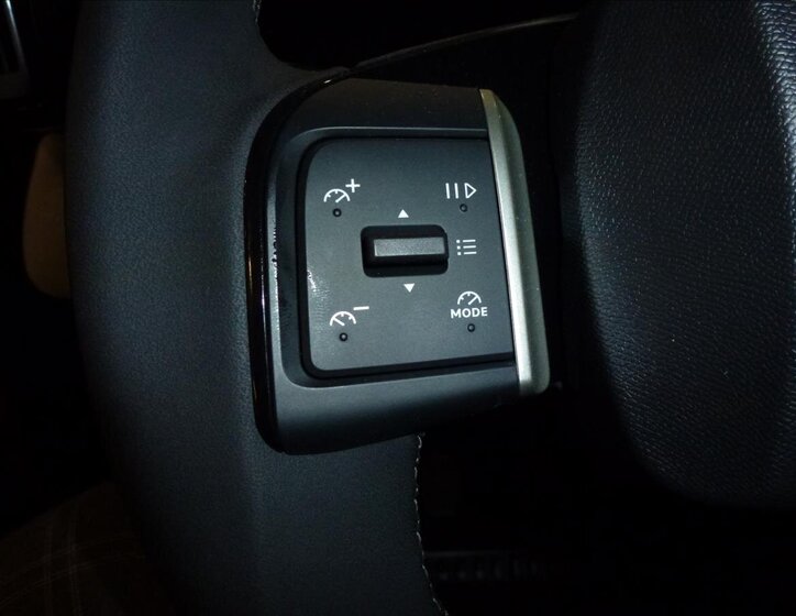 Citroën C3 Aircross SUV / Terénní 1,2 l 74 kw