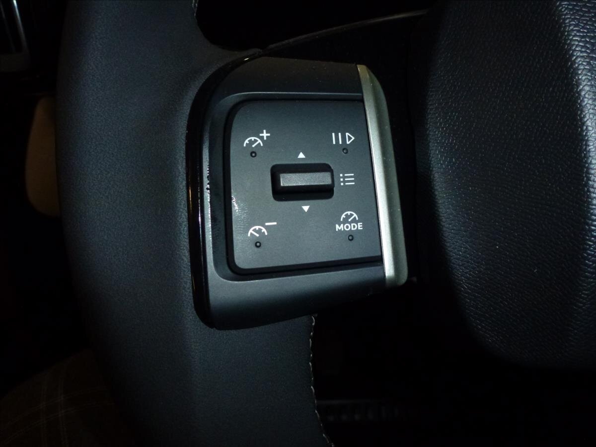 Citroën C3 Aircross SUV / Terénní 1,2 l 74 kw