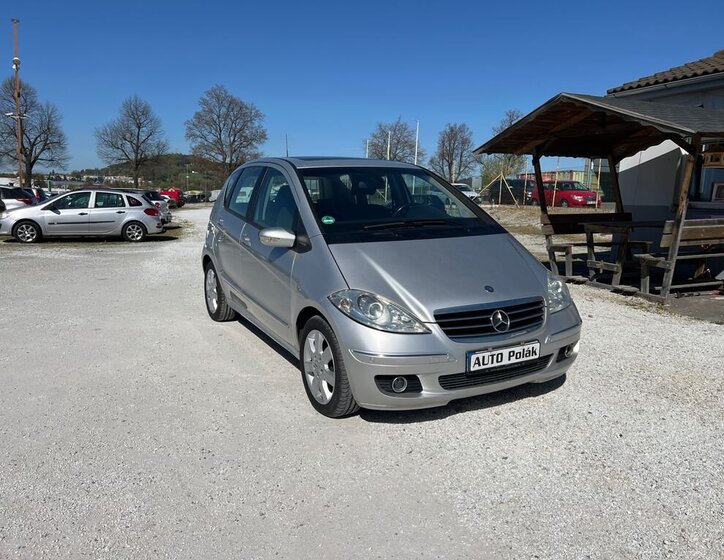 Mercedes-Benz Třídy A Hatchback 2,0 l 103 kw