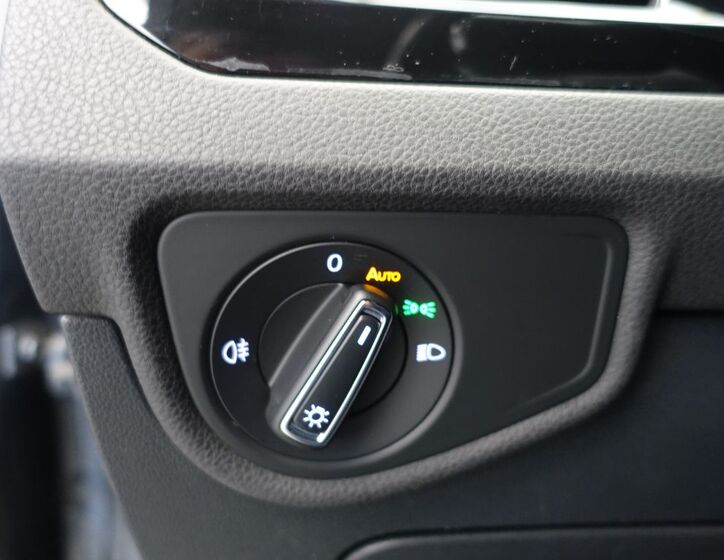 Volkswagen Touran 24