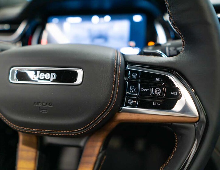 Jeep Grand Cherokee 20