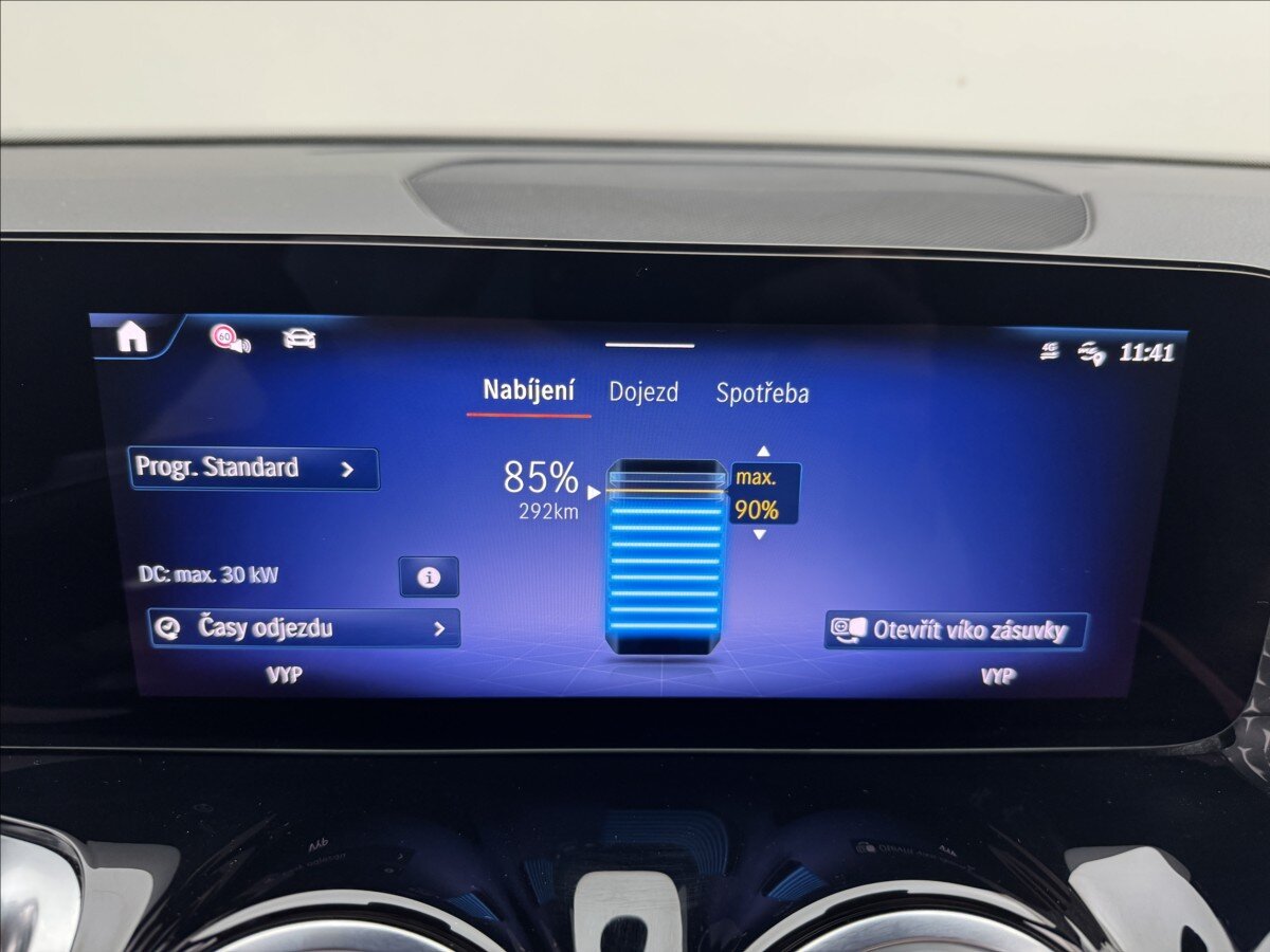 Mercedes-Benz EQB SUV / Terénní 0,0 168 kw