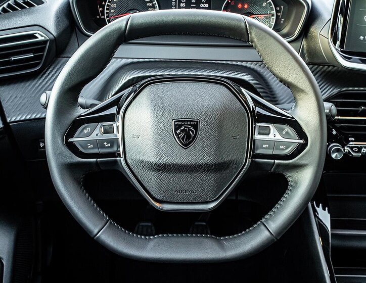 Peugeot 208 Hatchback 1,2 l 81 kw