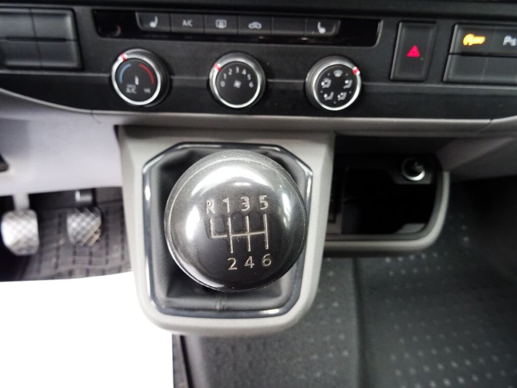 Volkswagen Transporter Skříň 2,0 l 110 kw