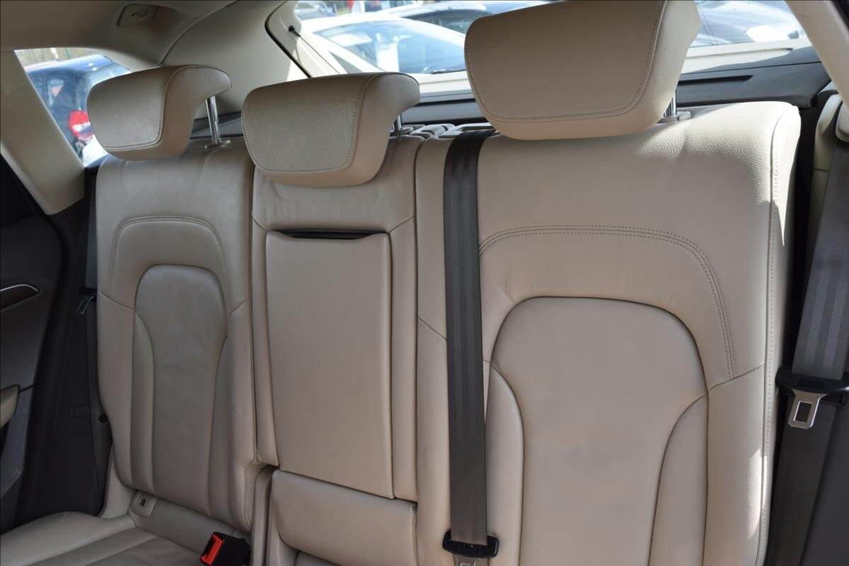 Audi Q5 SUV / Terénní 2,0 l 105 kw