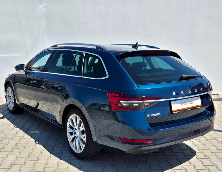 Škoda Superb 8