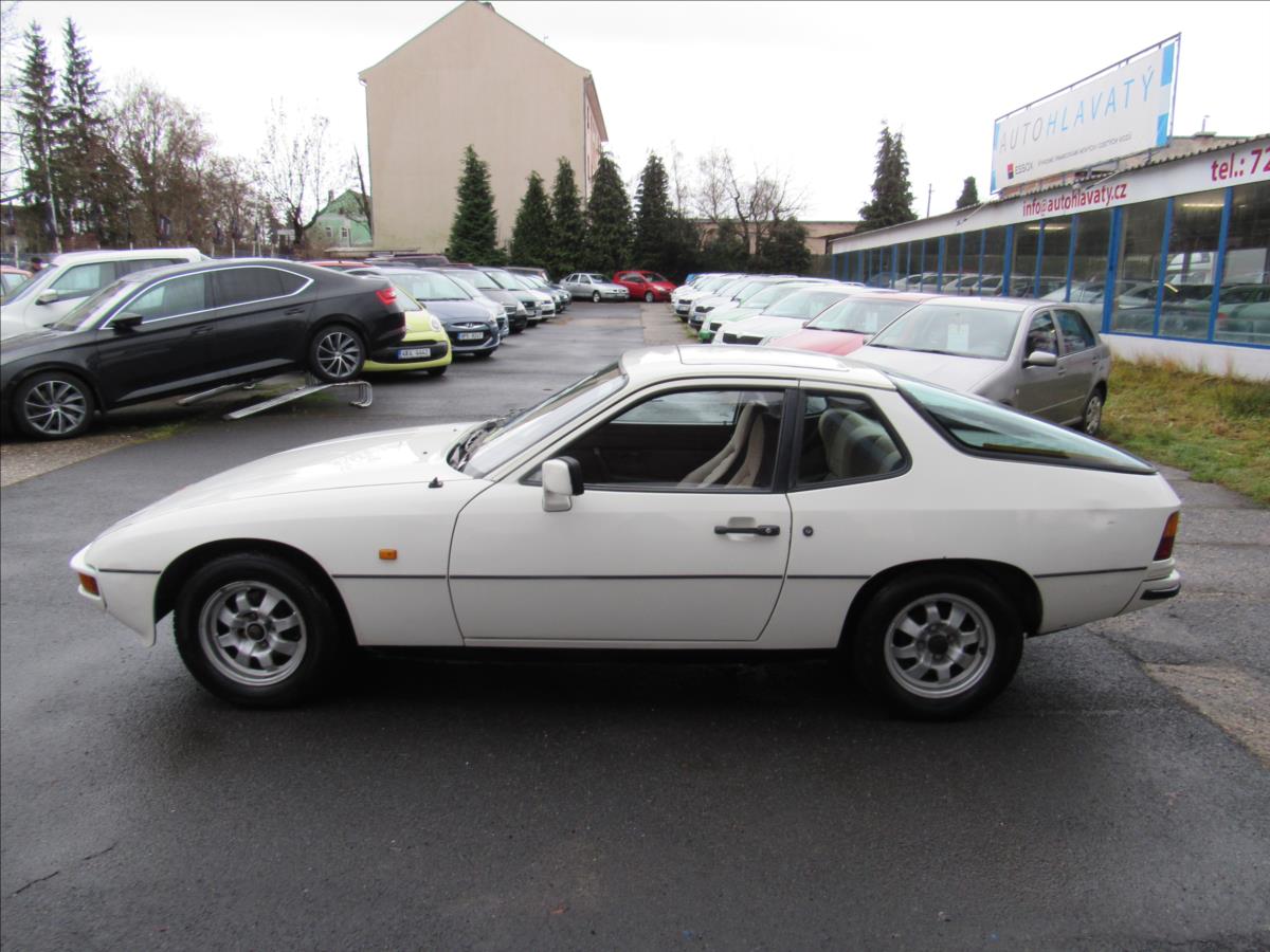 Porsche 924