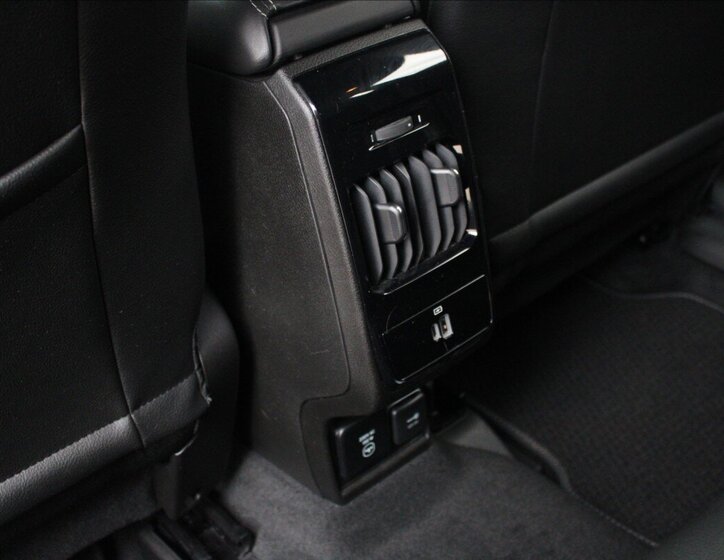 Jeep Compass SUV / Terénní 1,3 l 110 kw