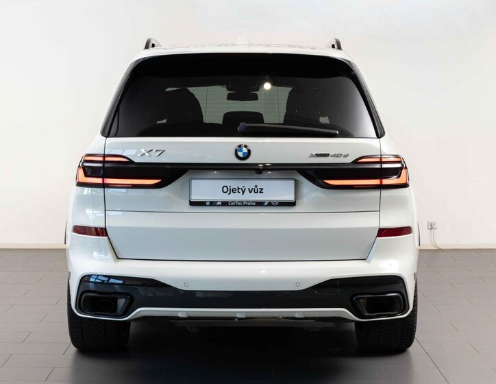 BMW X7 SUV / Terénní 3,0 l 259 kw