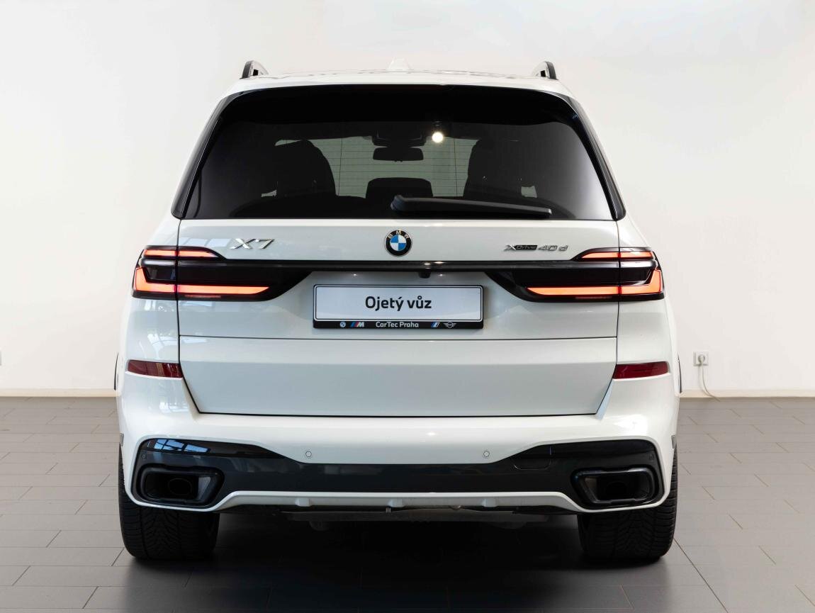 BMW X7 SUV / Terénní 3,0 l 259 kw