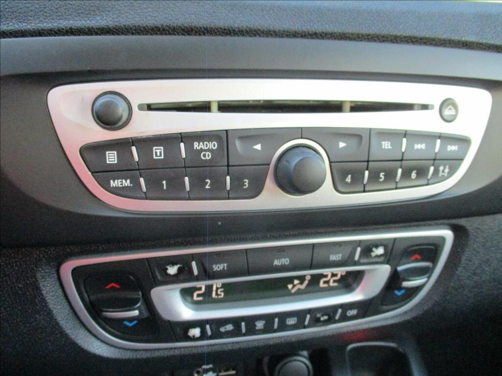 Renault Scénic Kombi 1,5 l 81 kw