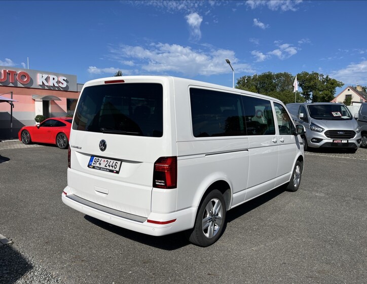 Volkswagen Caravelle 5