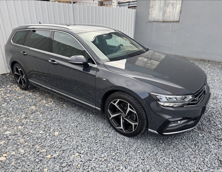 Volkswagen Passat Kombi 1,5 l 110 kw