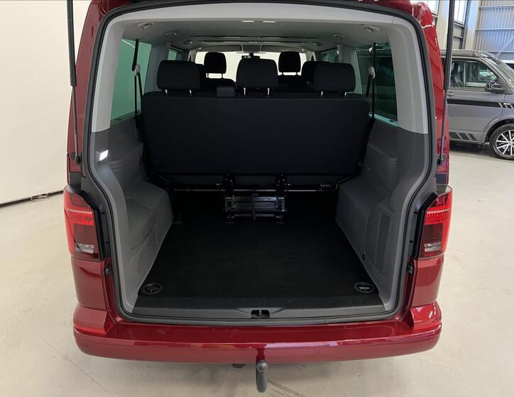 Volkswagen Caravelle 24