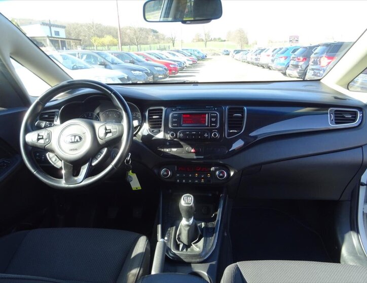 KIA Carens Kombi 1,6 l 99 kw