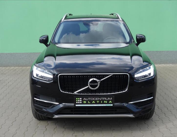 Volvo XC90 10