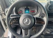 Mercedes-Benz Sprinter 11