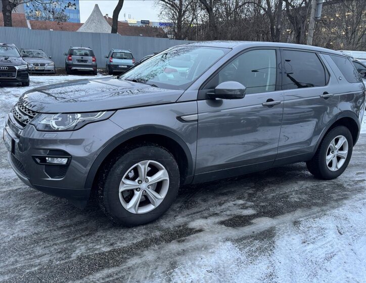 Land Rover Discovery Sport 11