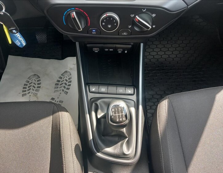 Hyundai i20 Hatchback 998,0 73 kw