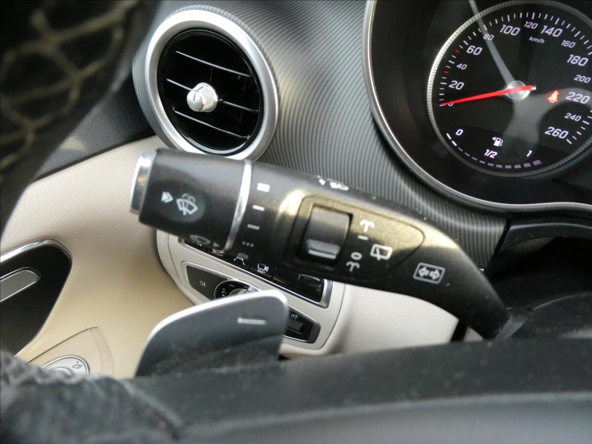 Mercedes-Benz Třídy V Ostatní 2,1 l 140 kw