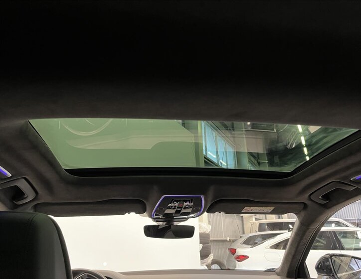 Audi S8 Sedan 4,0 l 420 kw