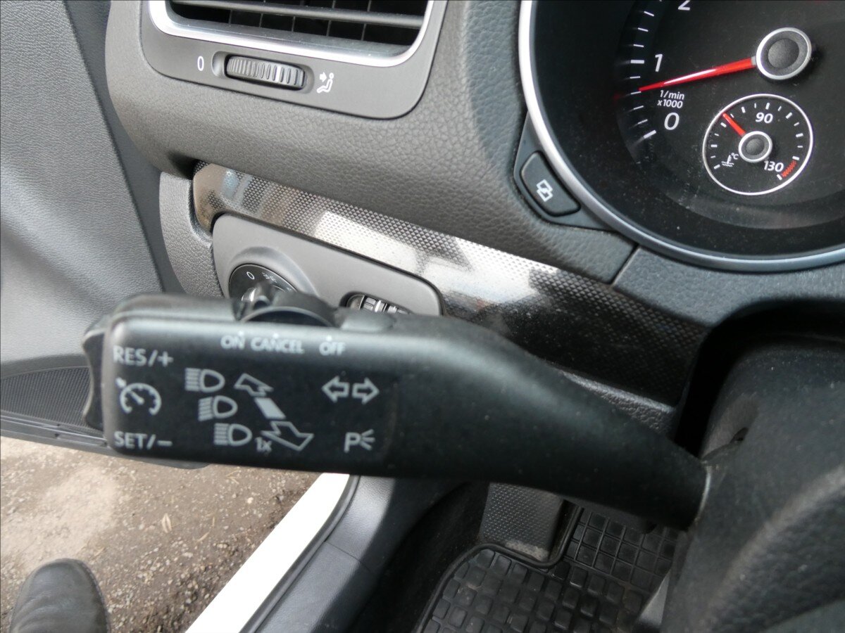 Volkswagen Golf Hatchback 1,2 l 63 kw