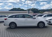Hyundai i30 4