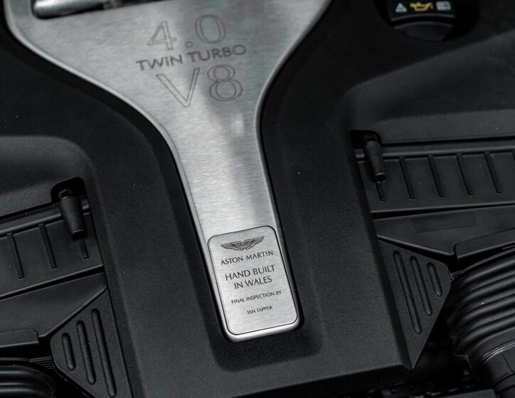 Aston Martin Ostatní SUV 4,0 l 405 kw