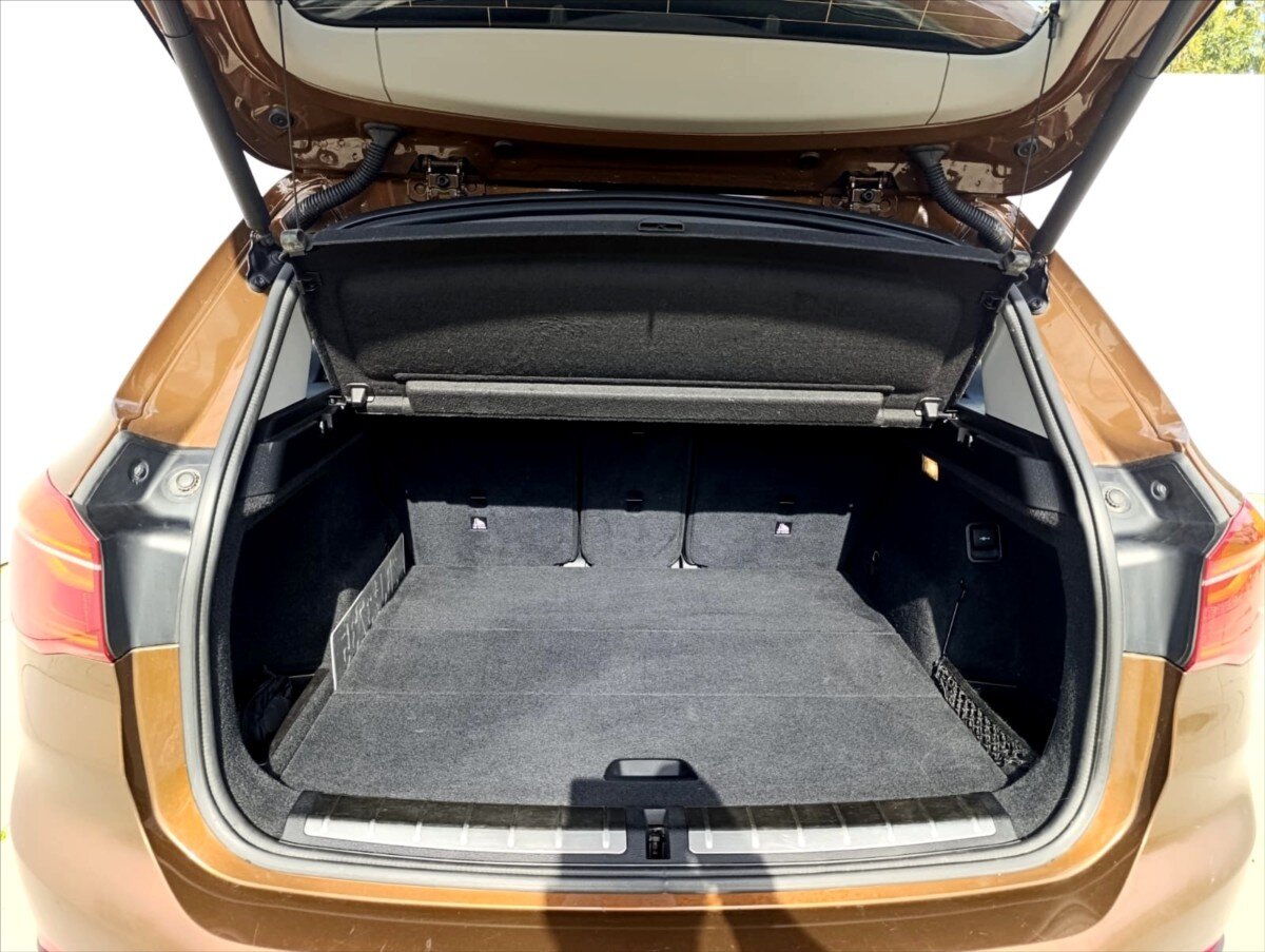 BMW X1 SUV 2,0 l 110 kw