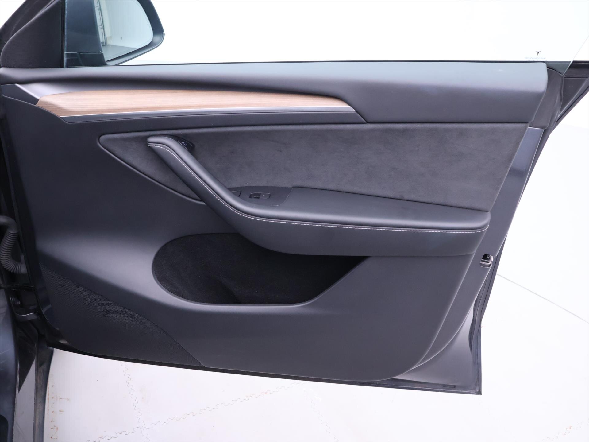 Tesla Model Y SUV / Terénní 0,0 378 kw