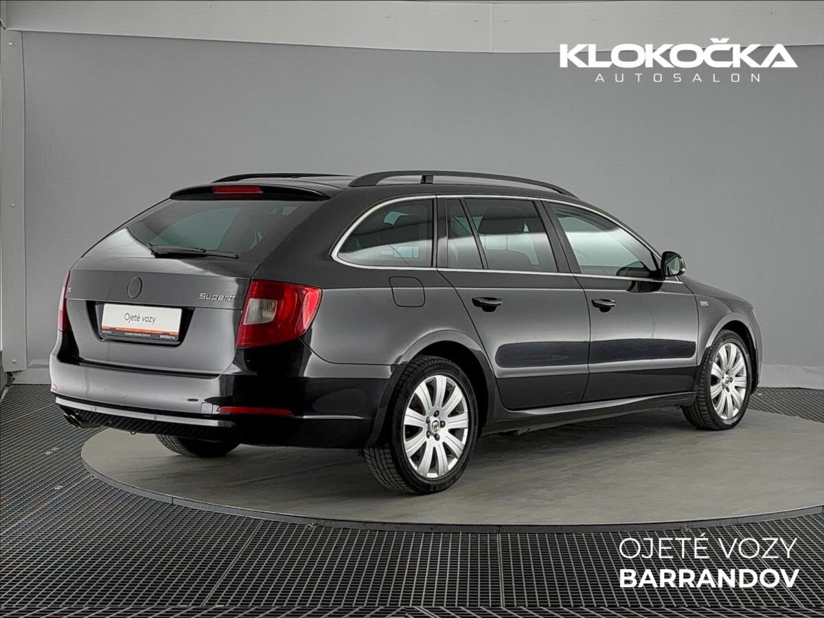 Škoda Superb Kombi 2,0 l 103 kw