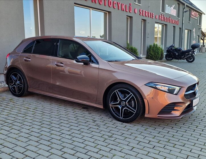 Mercedes-Benz Třídy A Hatchback 1,3 l 100 kw