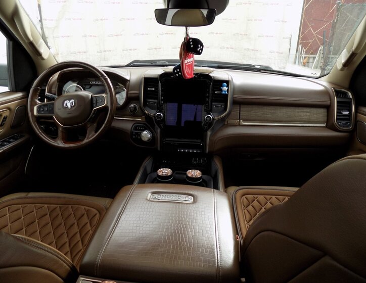 Dodge RAM Pick-up 5,7 l 295 kw