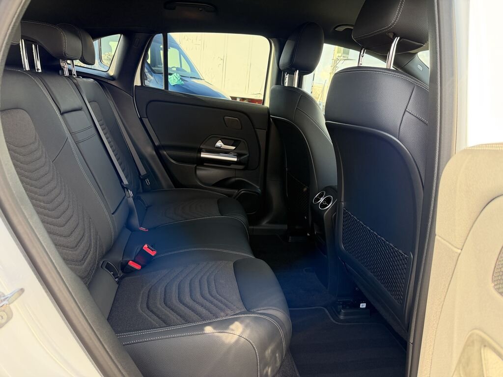 Mercedes-Benz EQA Kombi 0,0 140 kw