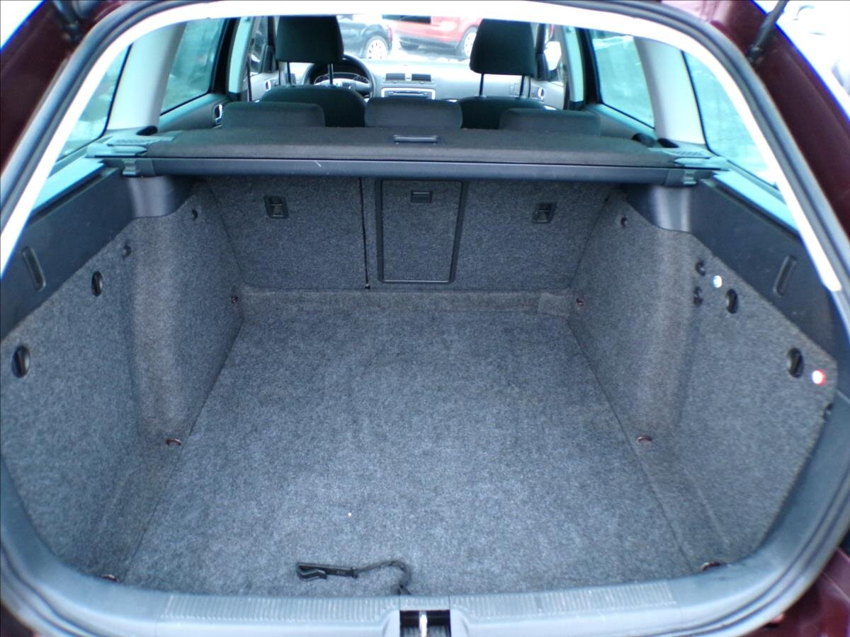 Škoda Octavia Kombi 1,2 l 77 kw