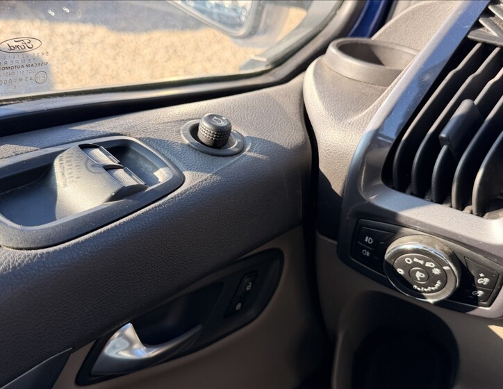 Ford Transit Custom 15