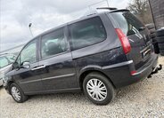 Peugeot 807 MPV 2,2 l 94 kw