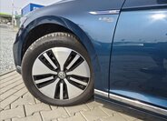 Volkswagen Passat Kombi 1,4 l 160 kw