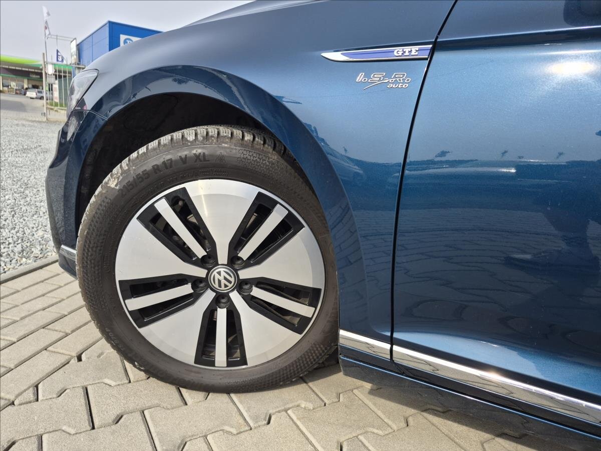 Volkswagen Passat Kombi 1,4 l 160 kw