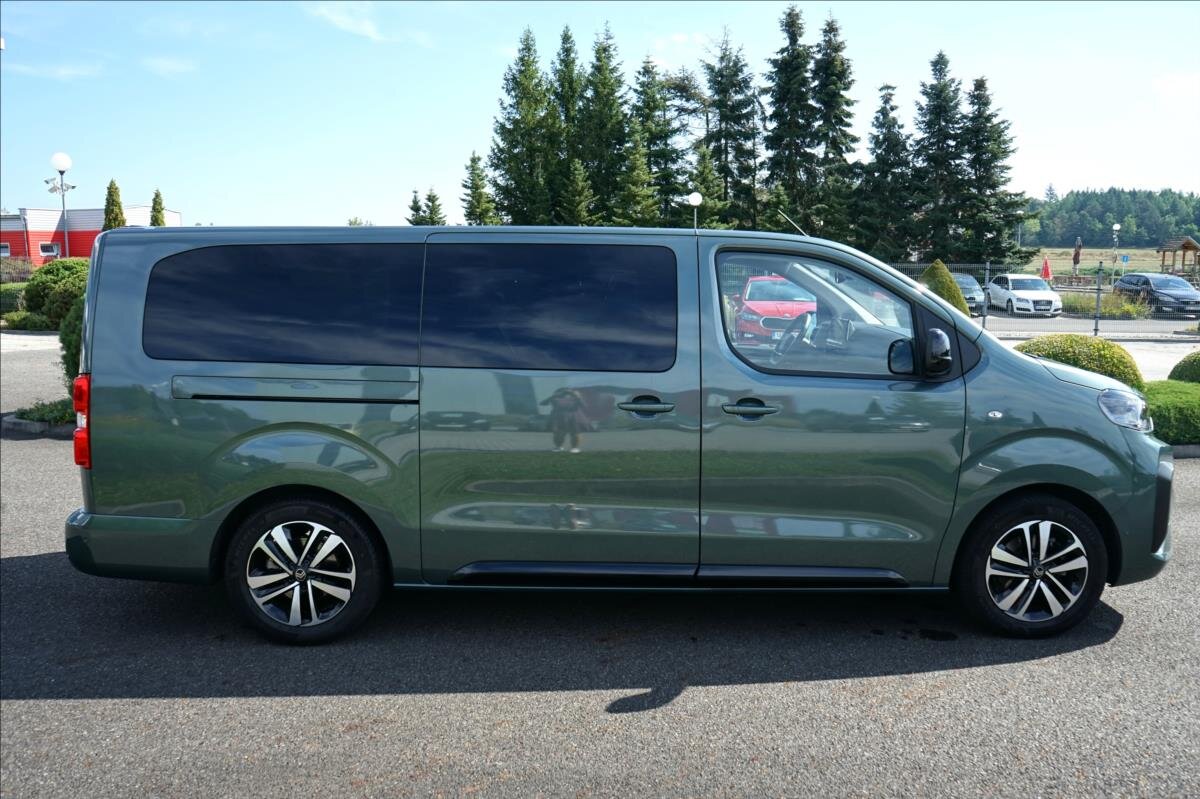 Citroën SpaceTourer MPV 2,2 l 133 kw