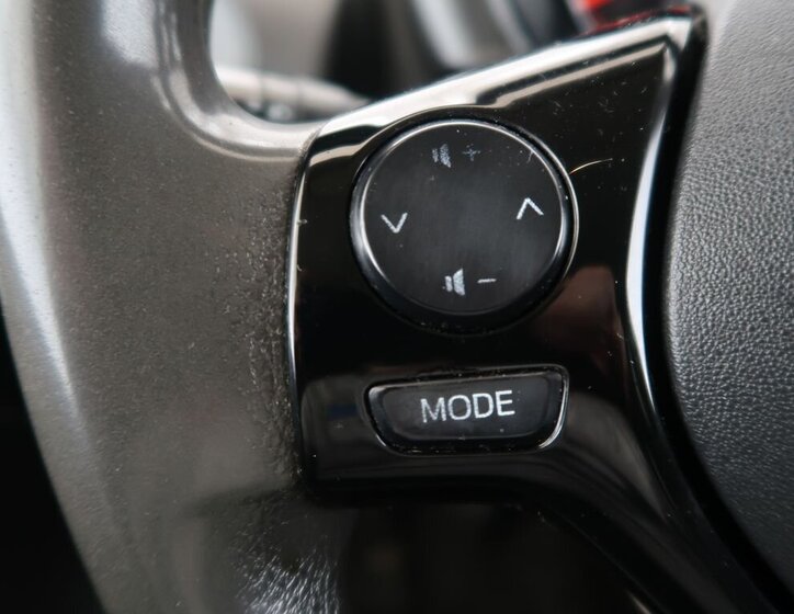 Toyota Aygo Hatchback 998,0 53 kw