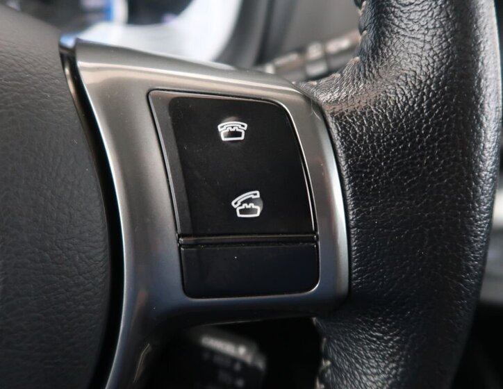 Toyota Yaris Hatchback 1,5 l 54 kw