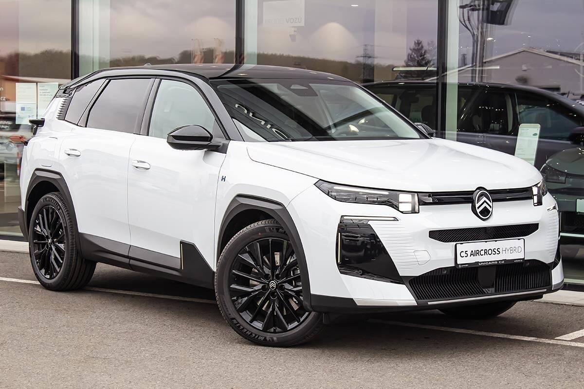 Citroën C5 Aircross SUV / Terénní 1,6 l 143 kw