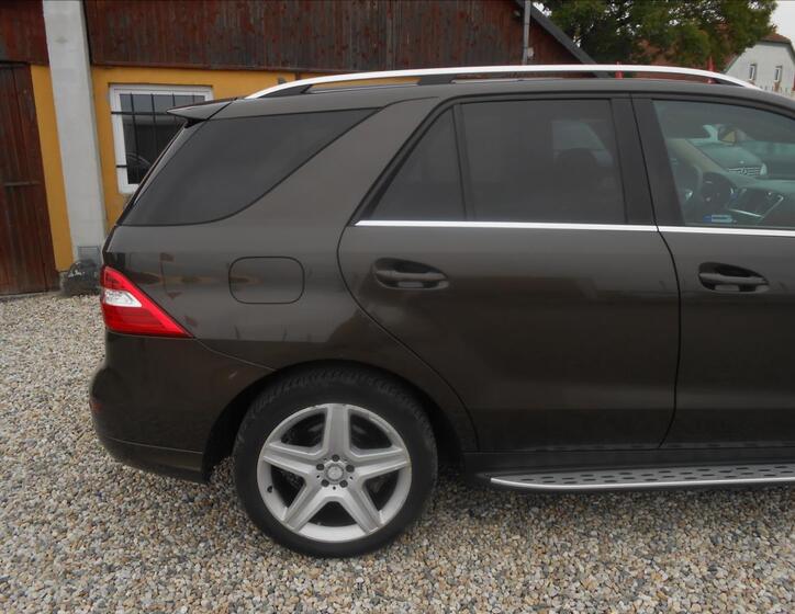 Mercedes-Benz Třídy M 5