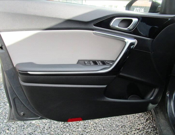 KIA Ceed Hatchback 1,4 l 103 kw