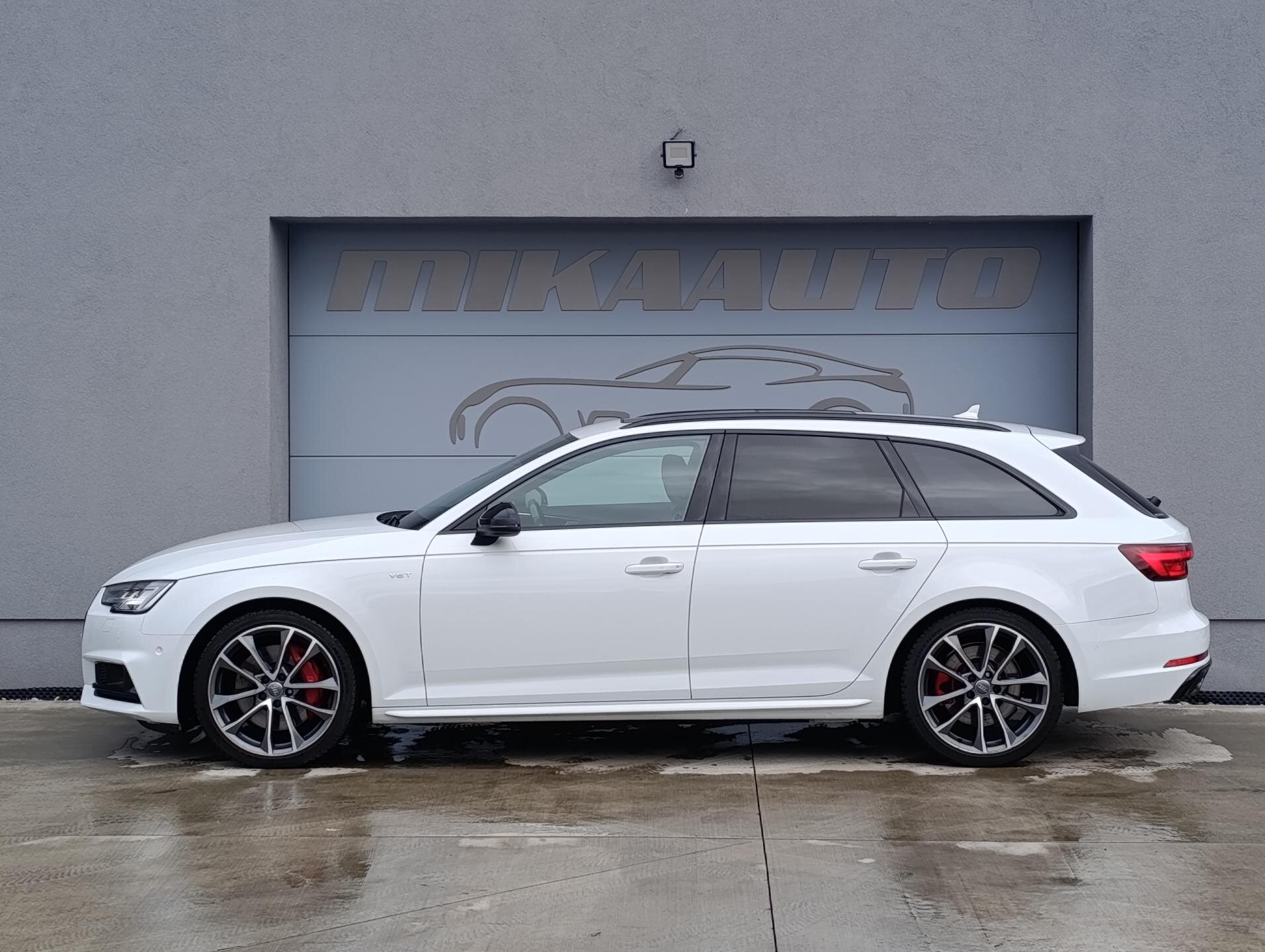 Audi S4 Kombi 3,0 l 260 kw