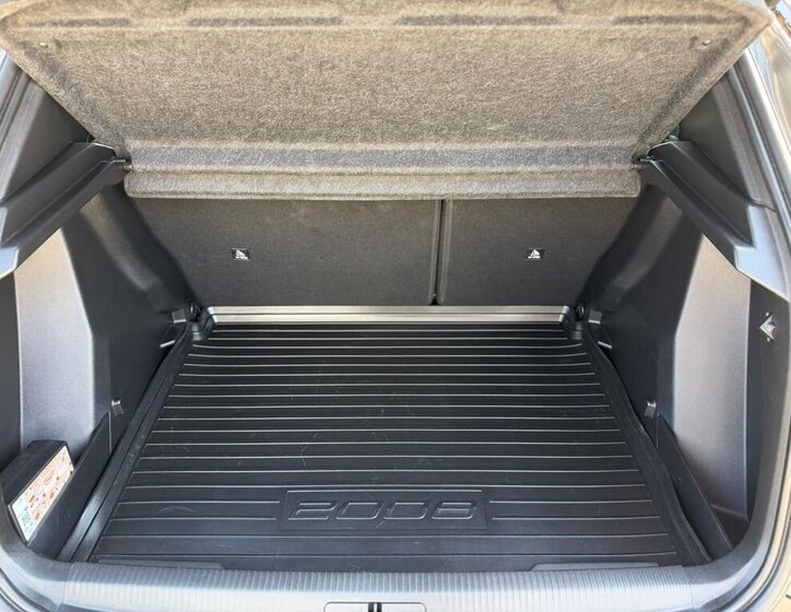 Peugeot 2008 SUV / Terénní 1,2 l 96 kw