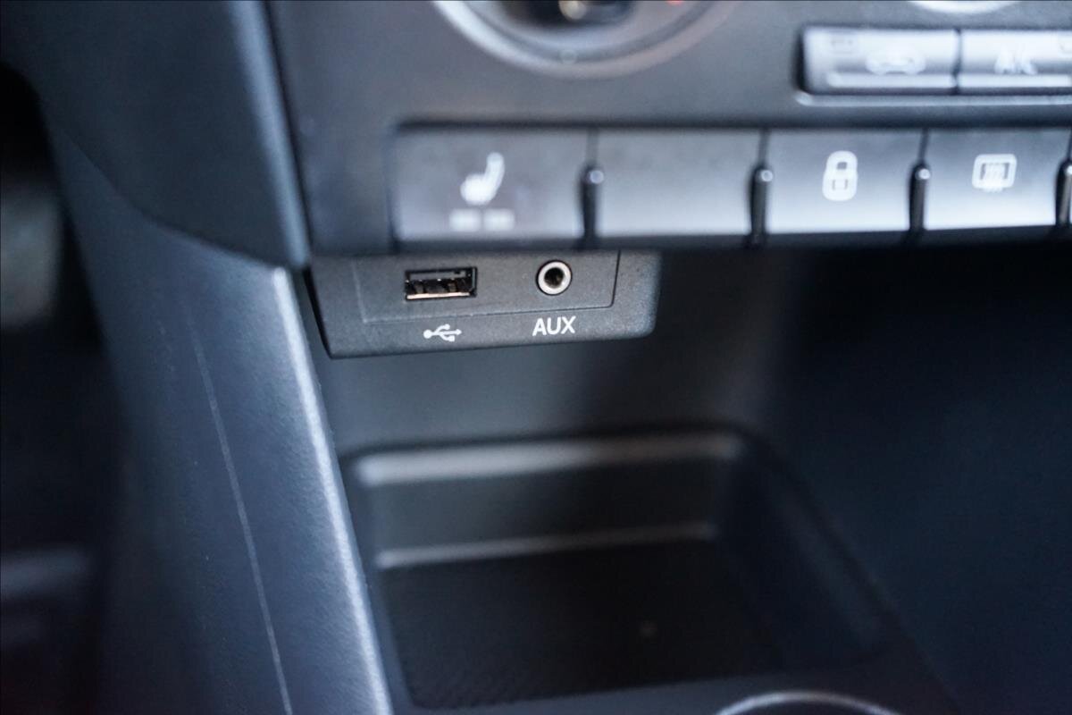 Škoda Rapid Sedan / Limuzína 1,2 l 81 kw