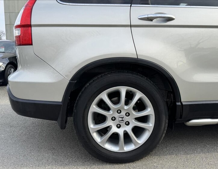 Honda CR-V SUV / Terénní 2,0 l 110 kw
