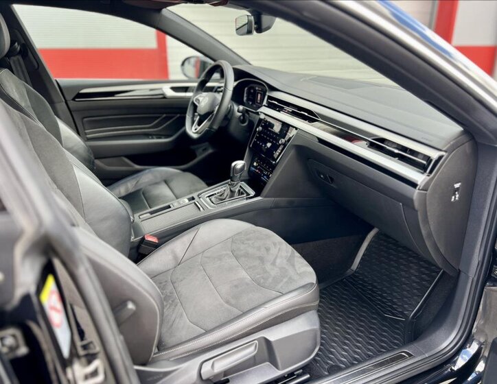 Volkswagen Arteon Kombi 2,0 l 147 kw